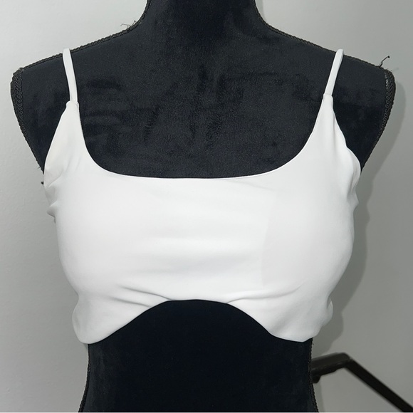 Amazon Aoxjox Backless Padded Low Impact Workout Sports Bra - Picture 7 of 10